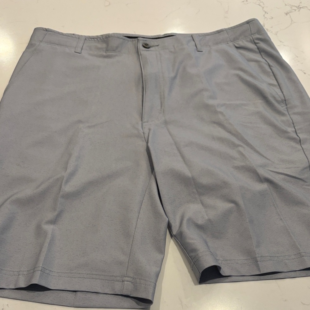 Men's Gray Shorts